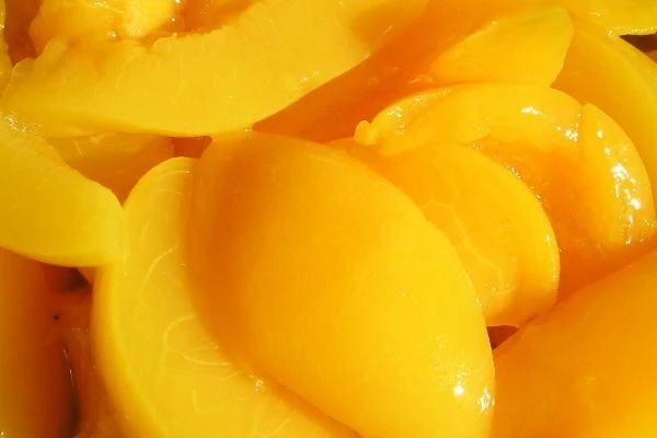 EU Peach and Nectarine Market Reaches $4.7B Despite Falling Consumption